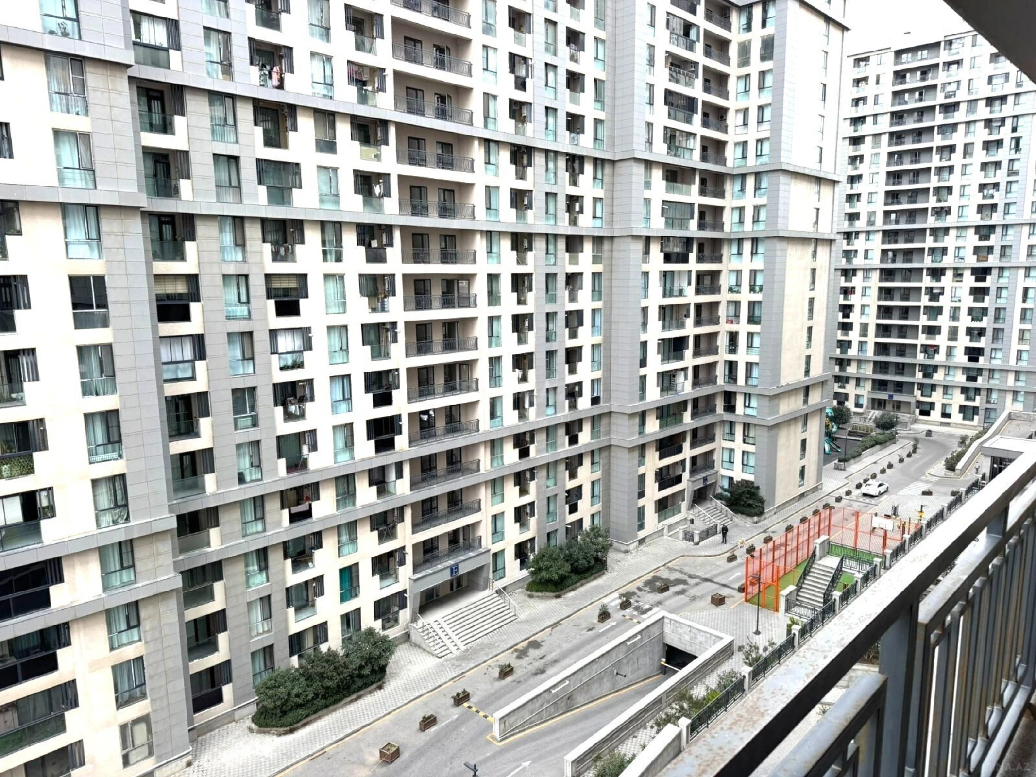 Kirayə verilir 2 otaqlı mənzil 59 m²