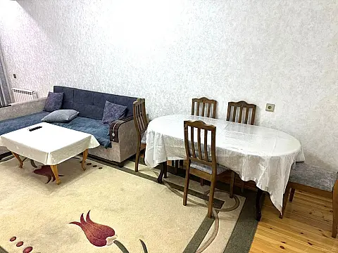 Kirayə verilir 2 otaqlı mənzil 59 m²