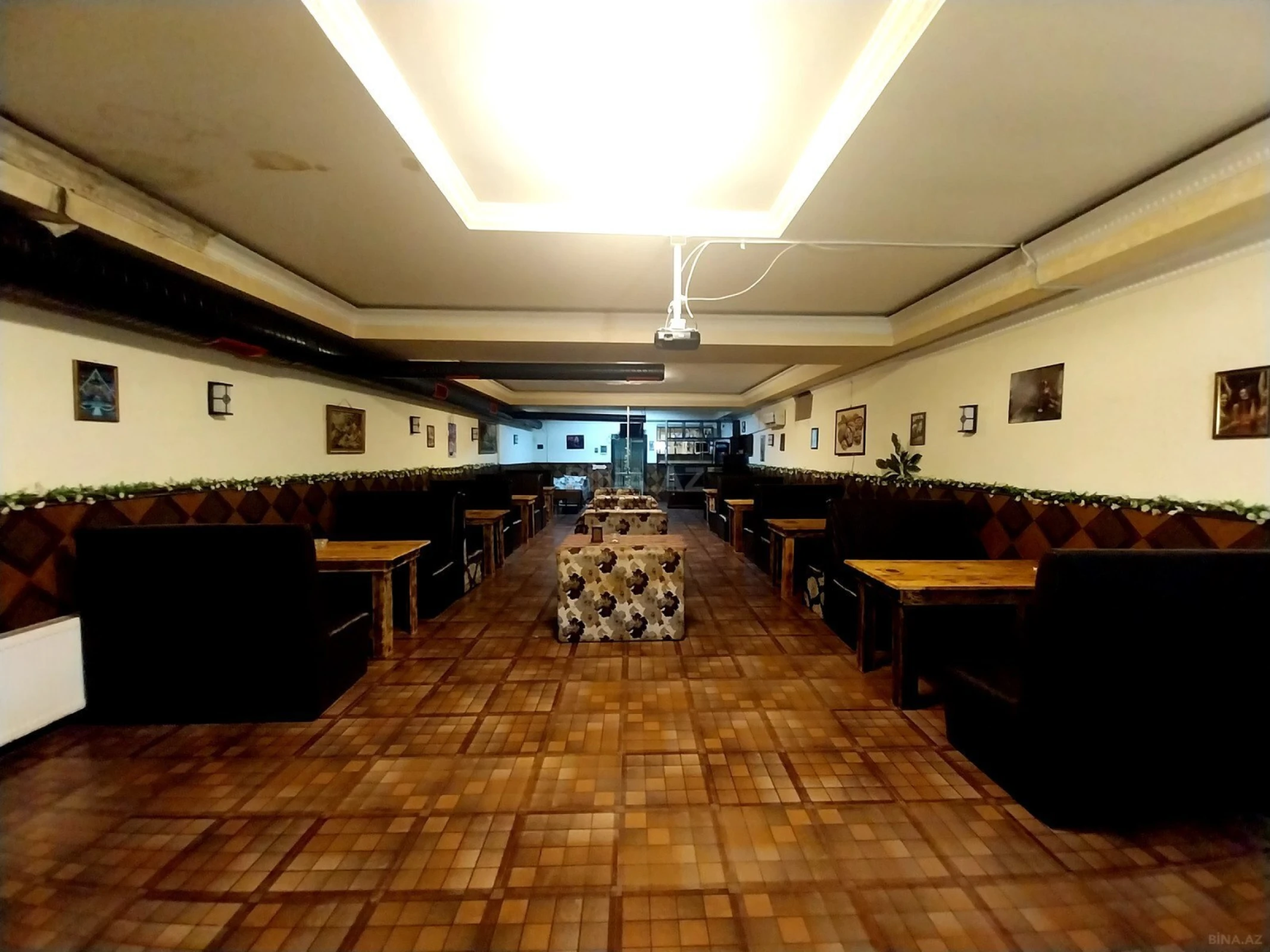 Kirayə verilir obyekt 300 m²