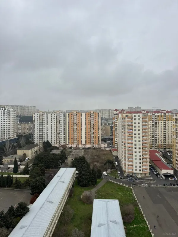 Satılır 2 otaqlı mənzil 60 m²