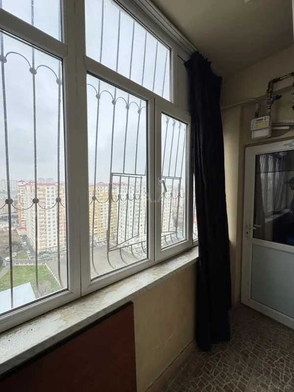 Satılır 2 otaqlı mənzil 60 m²