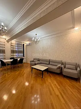 Kirayə verilir 2 otaqlı mənzil 105 m²