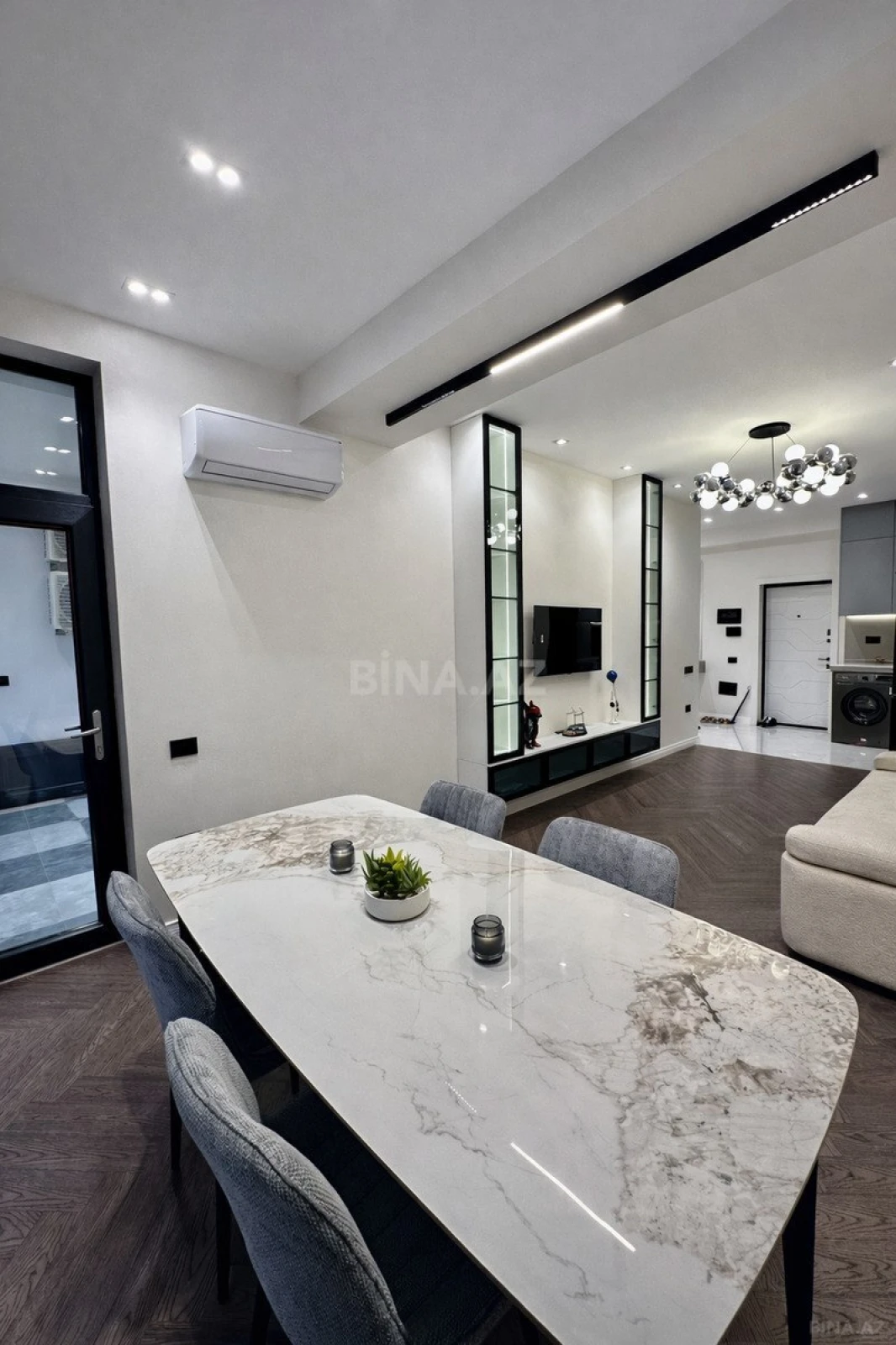 Satılır 2 otaqlı mənzil 60 m²
