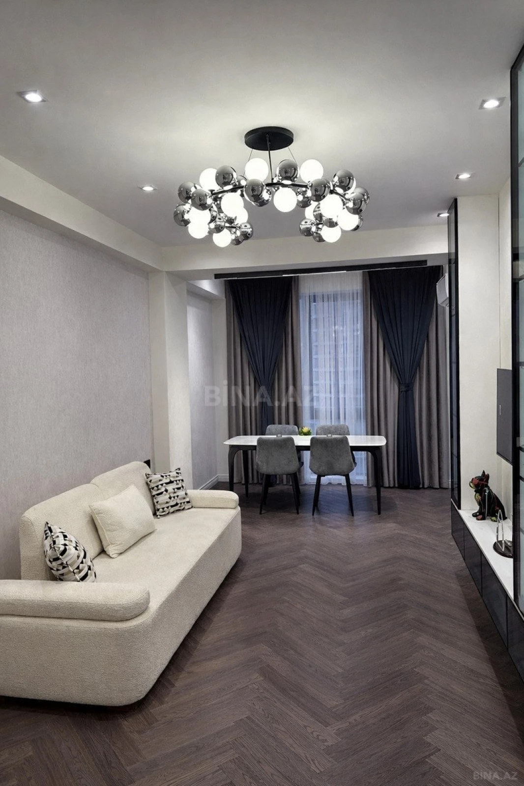 Satılır 2 otaqlı mənzil 60 m²