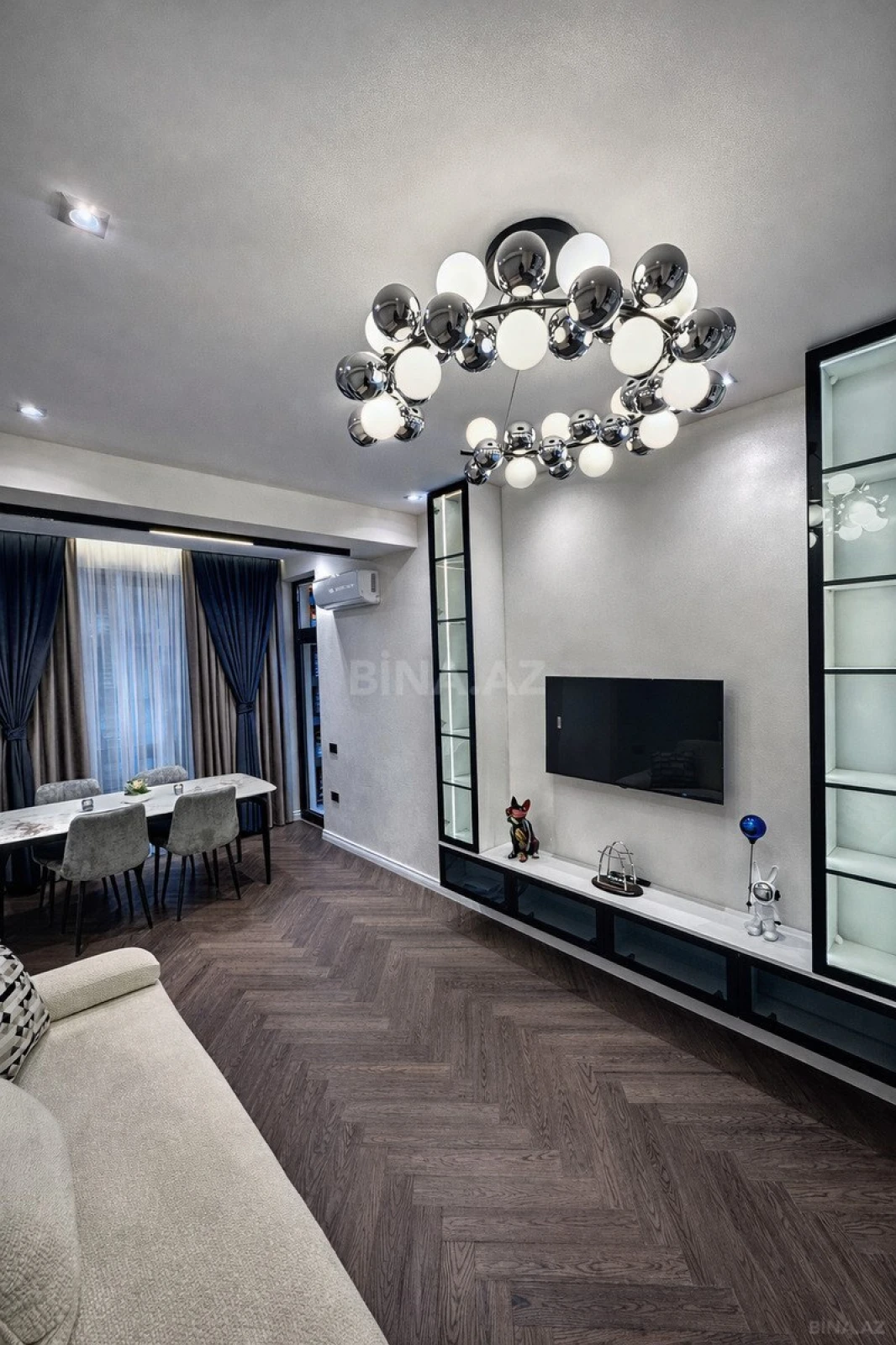 Satılır 2 otaqlı mənzil 60 m²