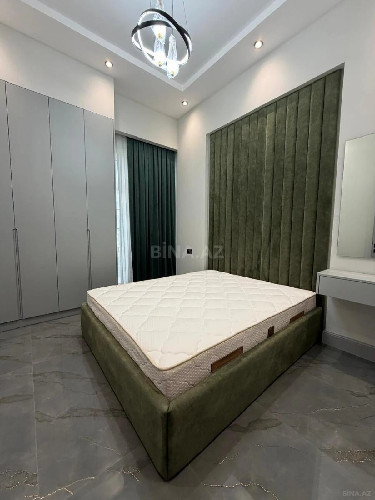 Satılır 2 otaqlı mənzil 52 m²