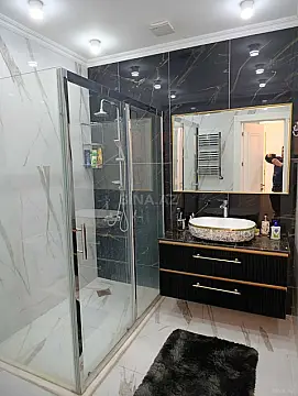 Satılır 3 otaqlı mənzil 120 m²