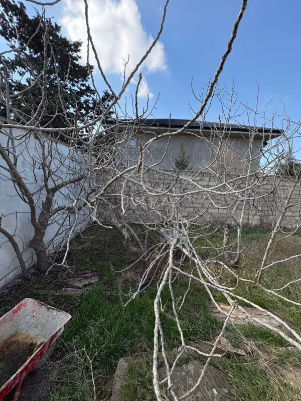 Satılır torpaq sahəsi 8 m²