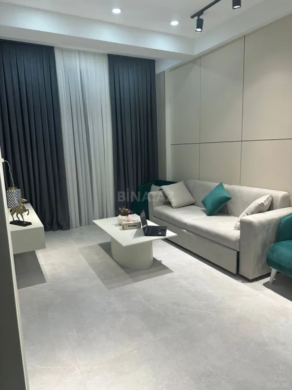 Kirayə verilir 2 otaqlı mənzil 74 m²