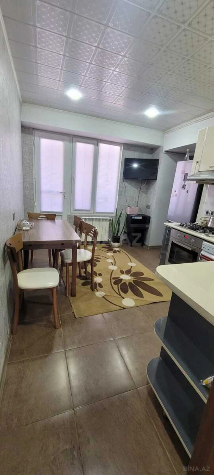 Satılır 3 otaqlı mənzil 100 m²