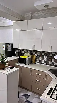 Kirayə verilir 3 otaqlı mənzil 65 m²