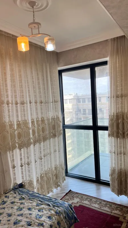Kirayə verilir 3 otaqlı mənzil 65 m²