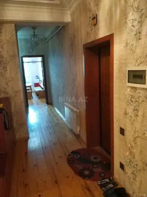 Kirayə verilir 3 otaqlı mənzil 120 m²