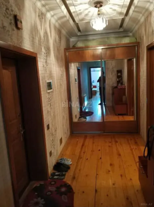 Kirayə verilir 3 otaqlı mənzil 120 m²