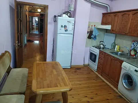 Kirayə verilir 3 otaqlı mənzil 120 m²
