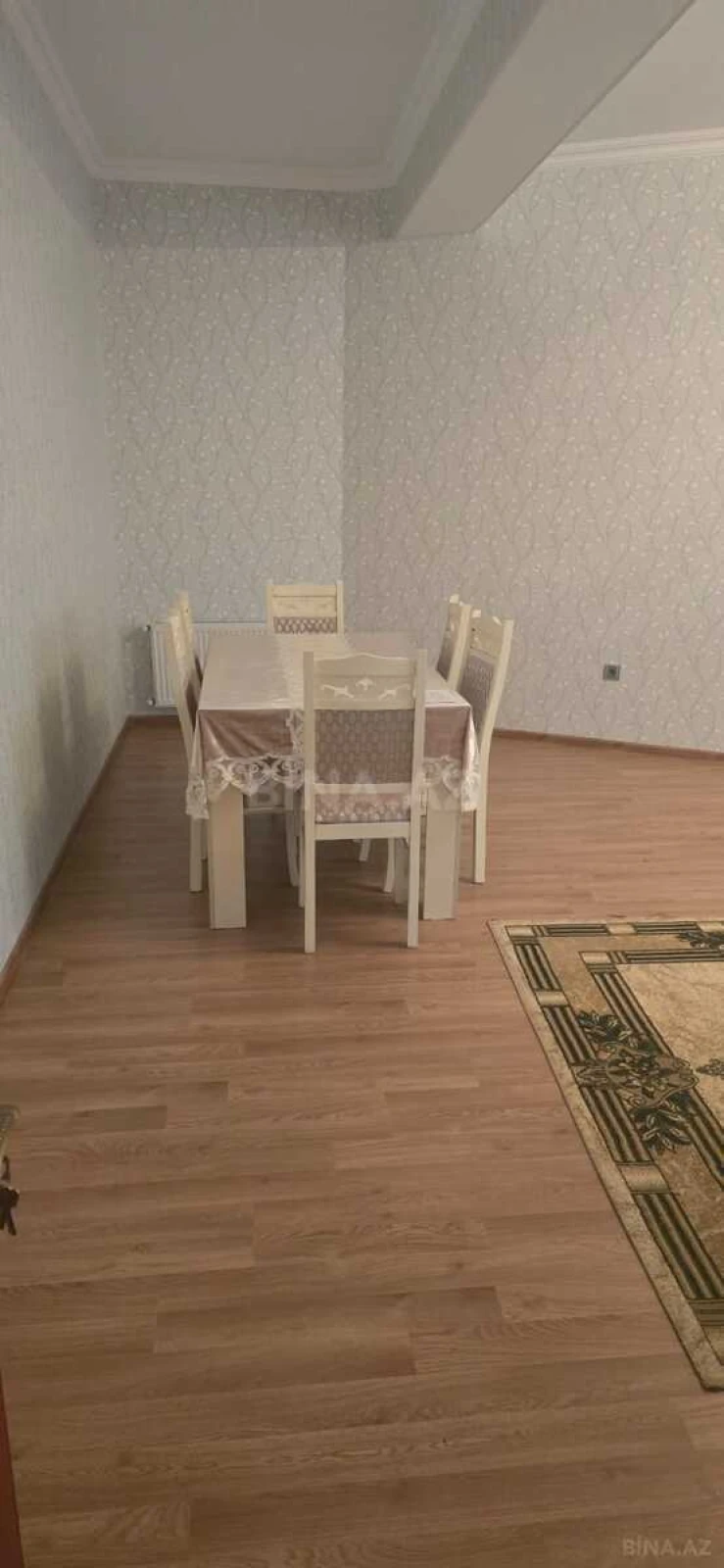 Kirayə verilir 3 otaqlı mənzil 120 m²