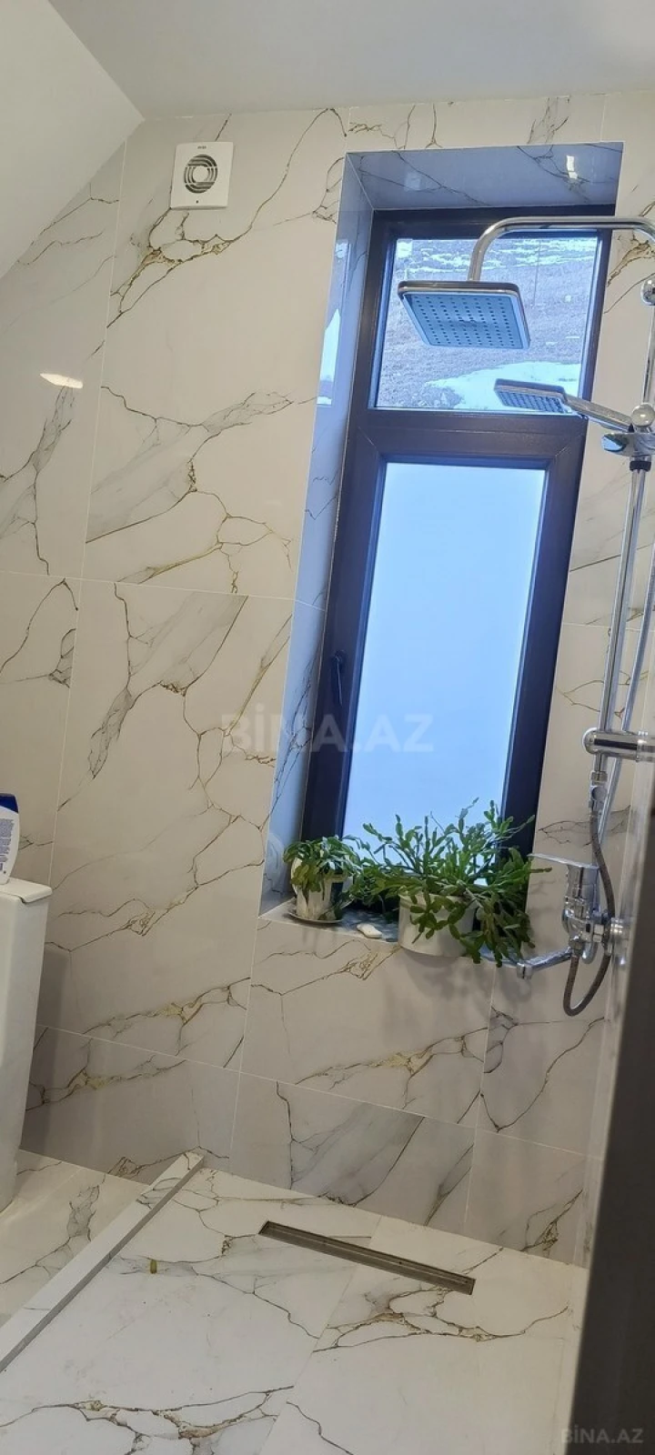 Kirayə verilir 3 otaqlı həyət evi 120 m²