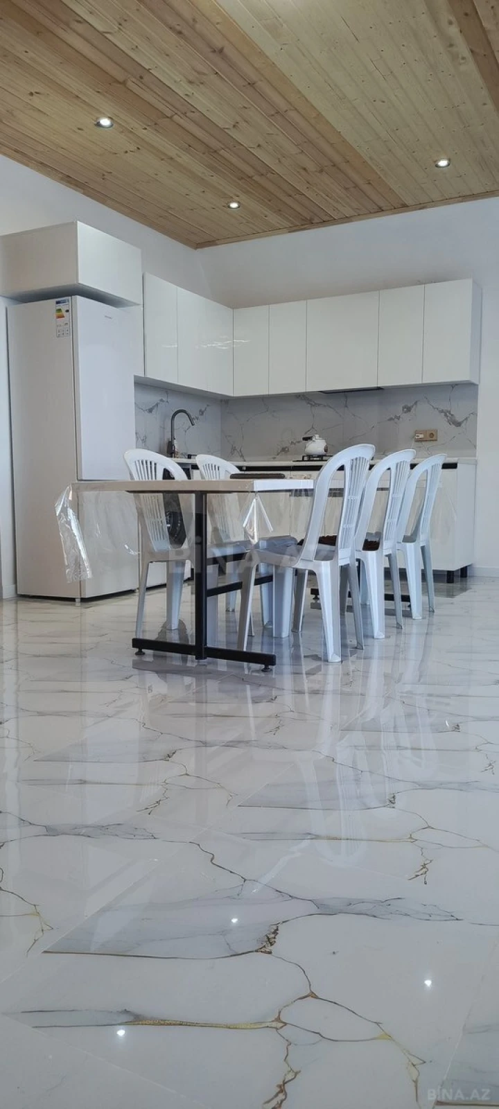 Kirayə verilir 3 otaqlı həyət evi 120 m²