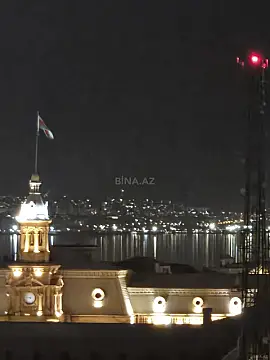 Kirayə verilir 3 otaqlı mənzil 130 m²