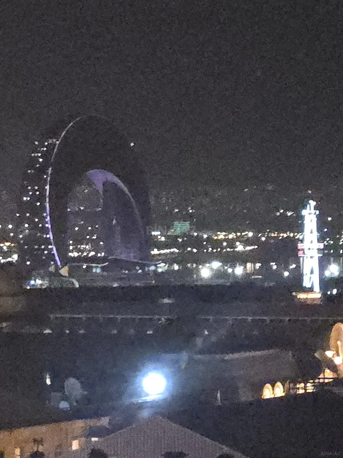 Kirayə verilir 3 otaqlı mənzil 130 m²