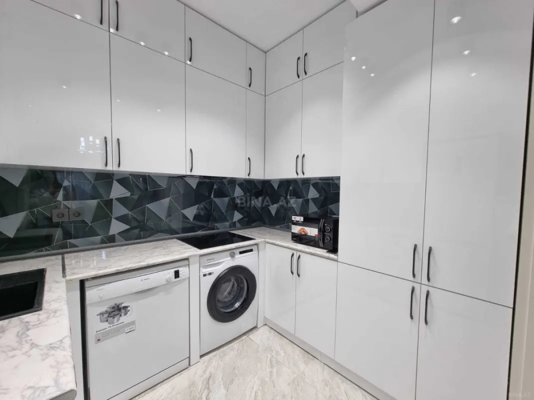 Kirayə verilir 2 otaqlı mənzil 65 m²