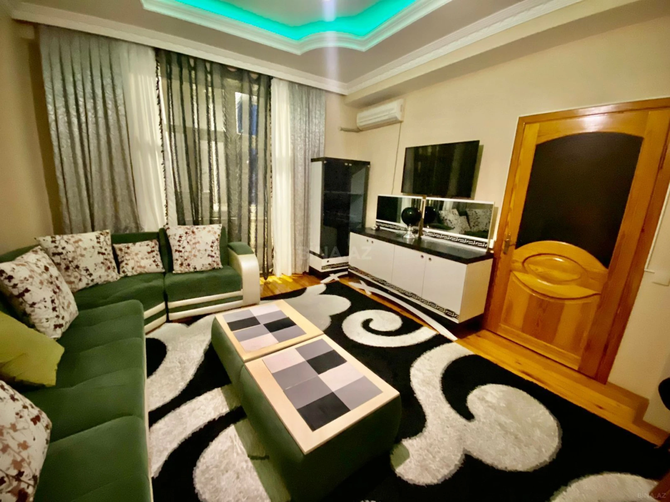 Kirayə verilir 2 otaqlı mənzil 65 m²