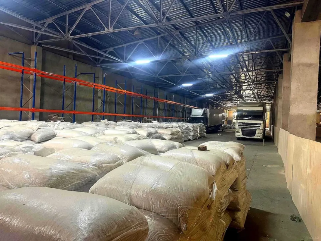 Kirayə verilir obyekt 3000 m²