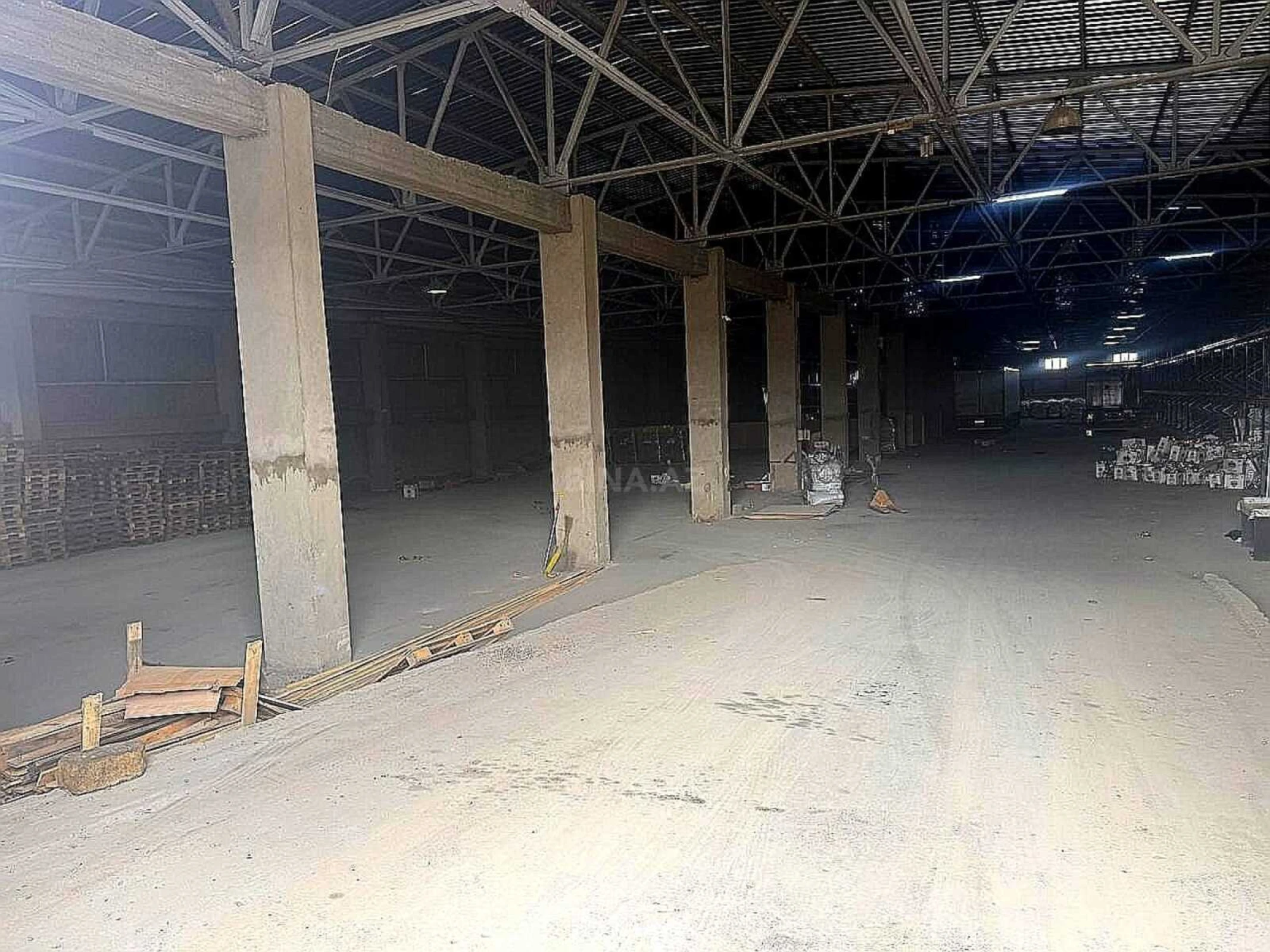 Kirayə verilir obyekt 3000 m²