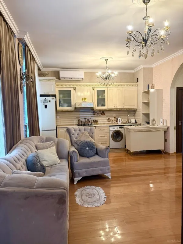 Kirayə verilir 3 otaqlı mənzil 85 m²
