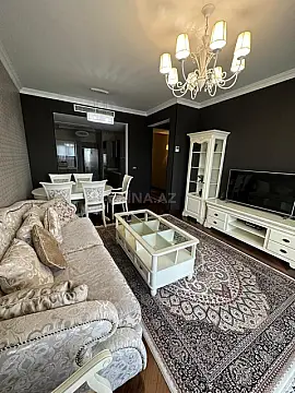 Kirayə verilir 2 otaqlı mənzil 90 m²