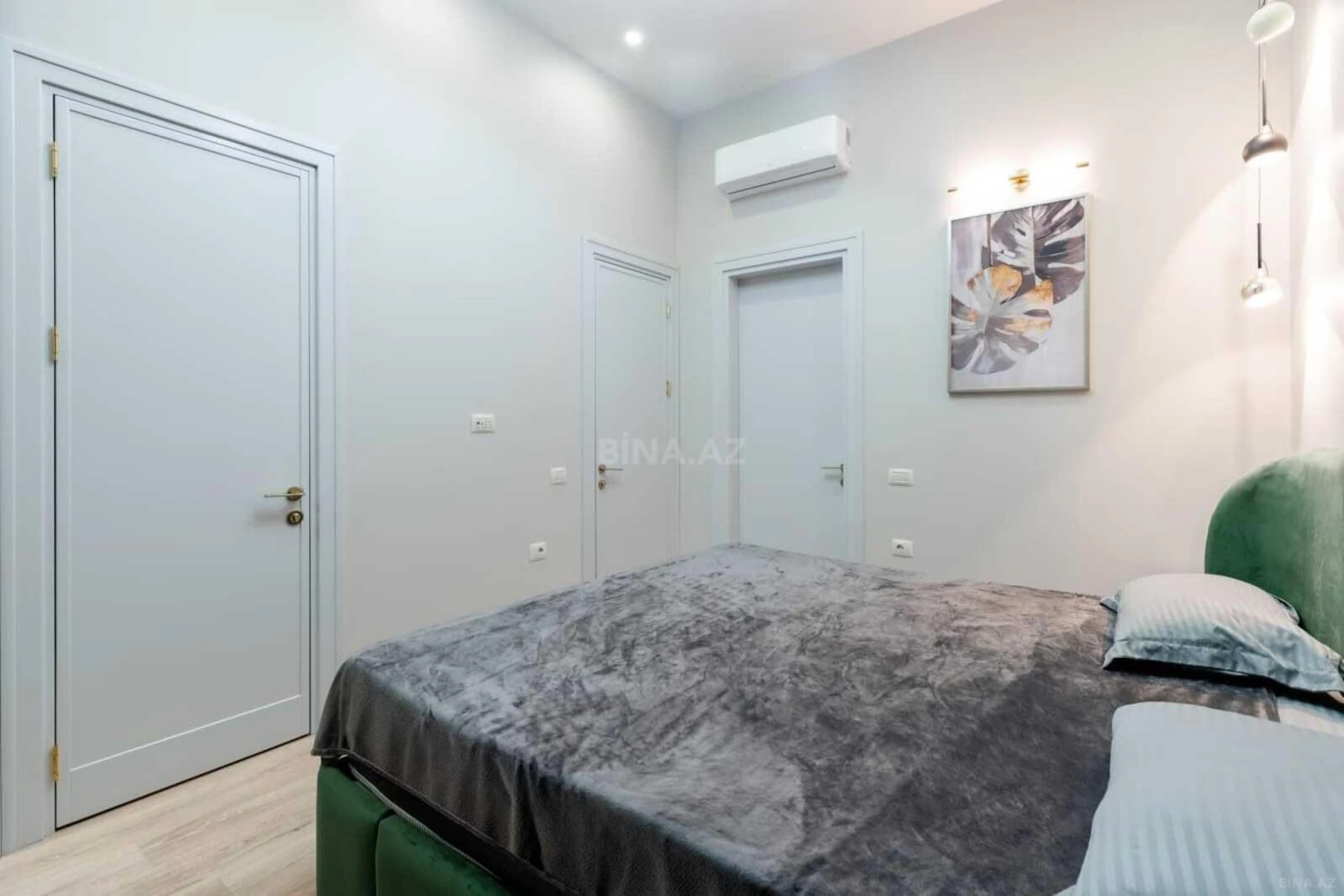 Kirayə verilir 3 otaqlı mənzil 120 m²