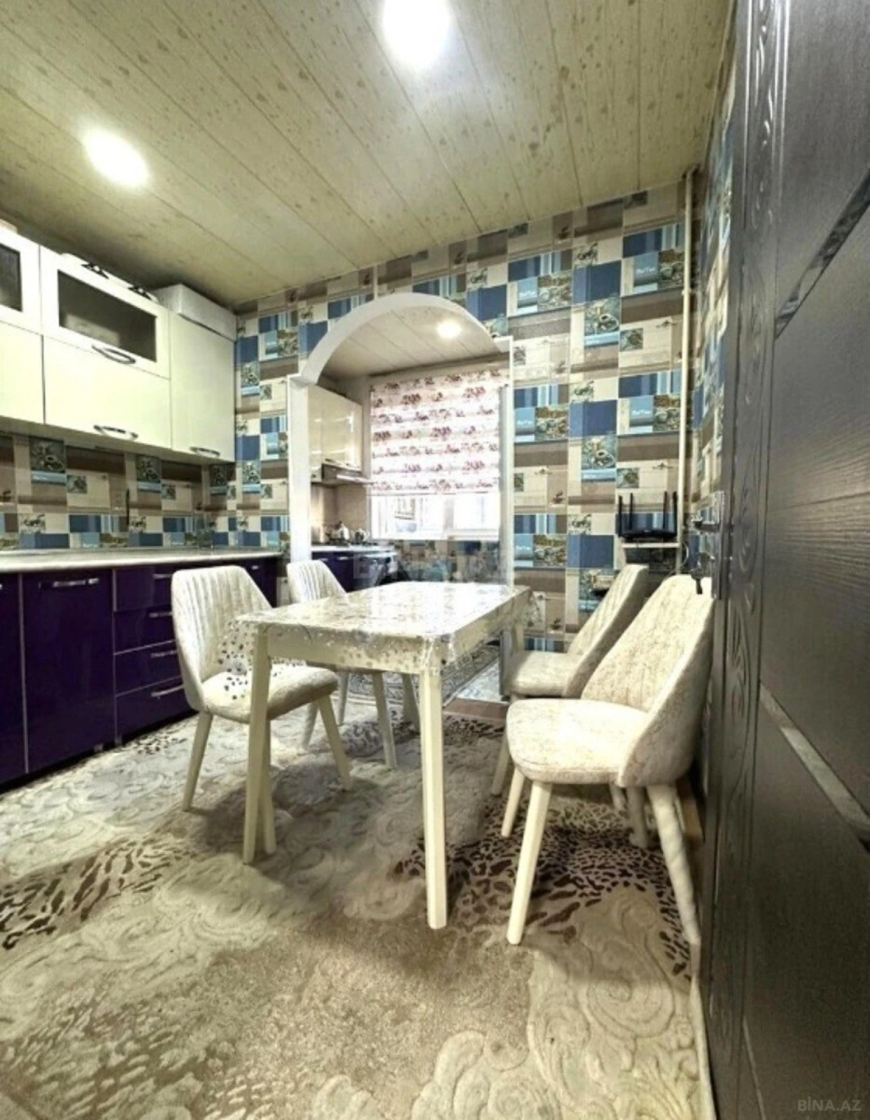 Satılır 2 otaqlı mənzil 65 m²