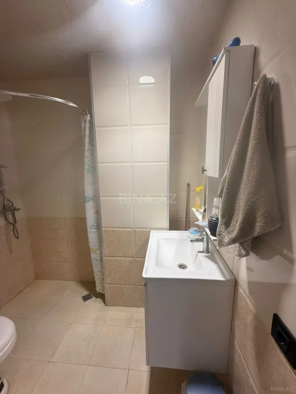 Satılır 4 otaqlı mənzil 110 m²