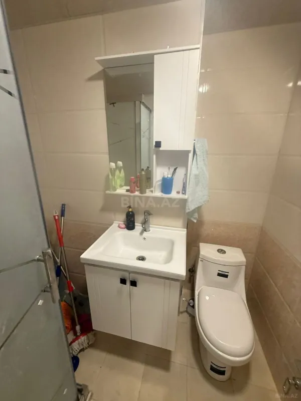 Satılır 4 otaqlı mənzil 110 m²