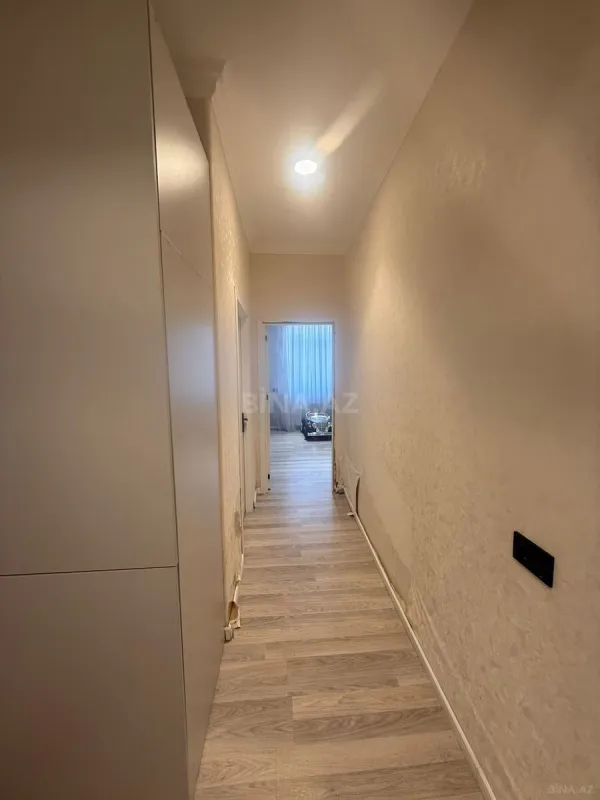 Satılır 4 otaqlı mənzil 110 m²