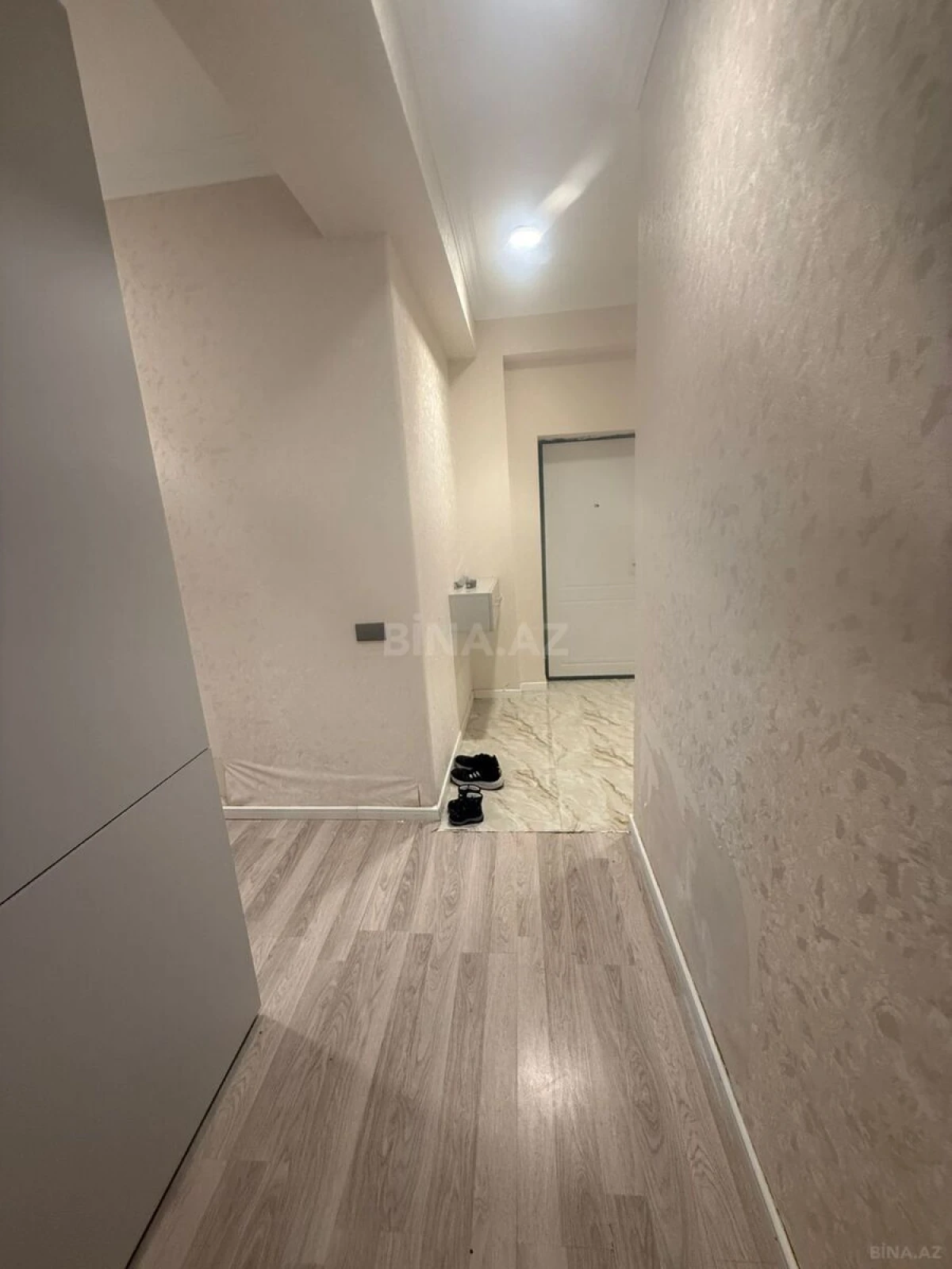 Satılır 4 otaqlı mənzil 110 m²
