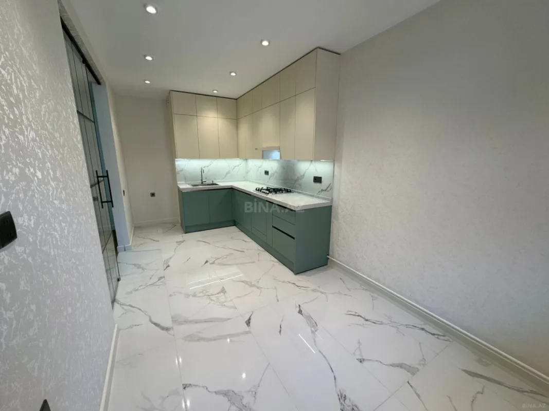 Satılır 3 otaqlı mənzil 107.6 m²