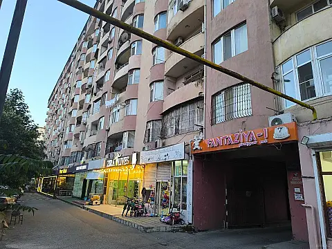 Satılır 2 otaqlı mənzil 100 m² — Bakı, Əhmədli 2 otaq 100.00 m²