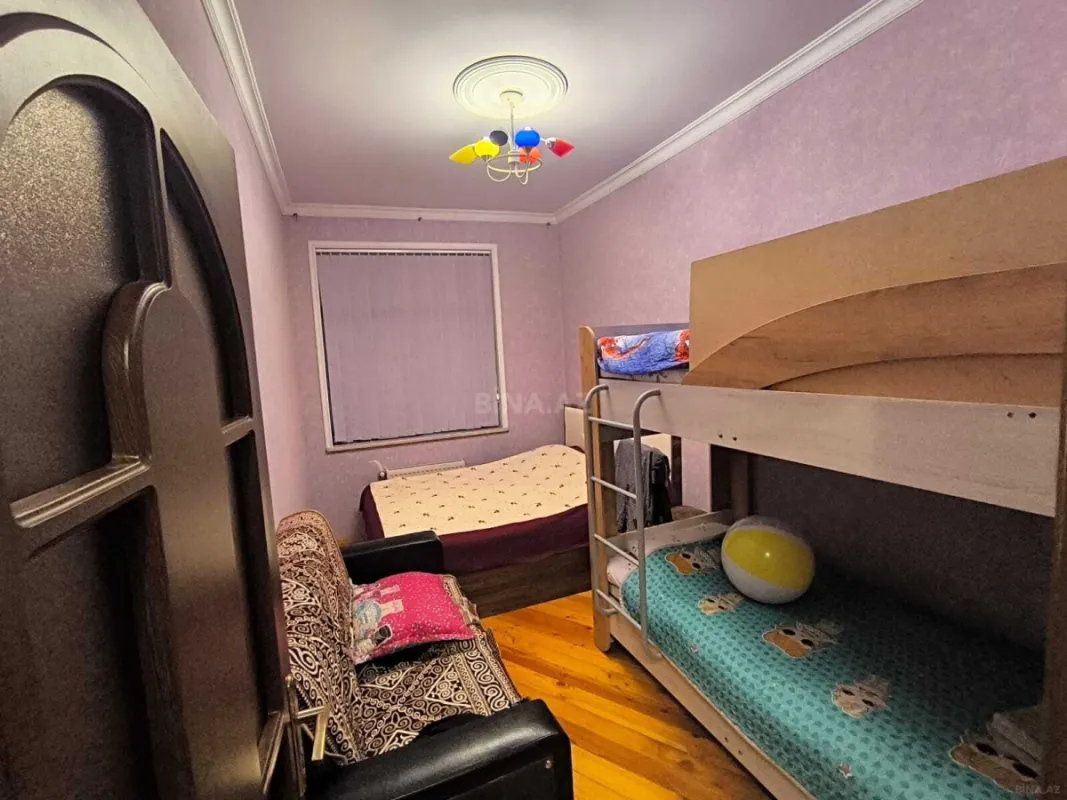 Satılır 2 otaqlı mənzil 100 m²