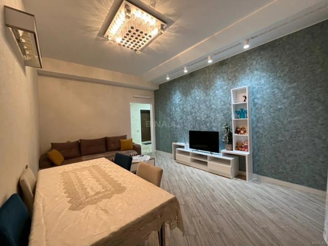 Kirayə verilir 2 otaqlı mənzil 100 m²