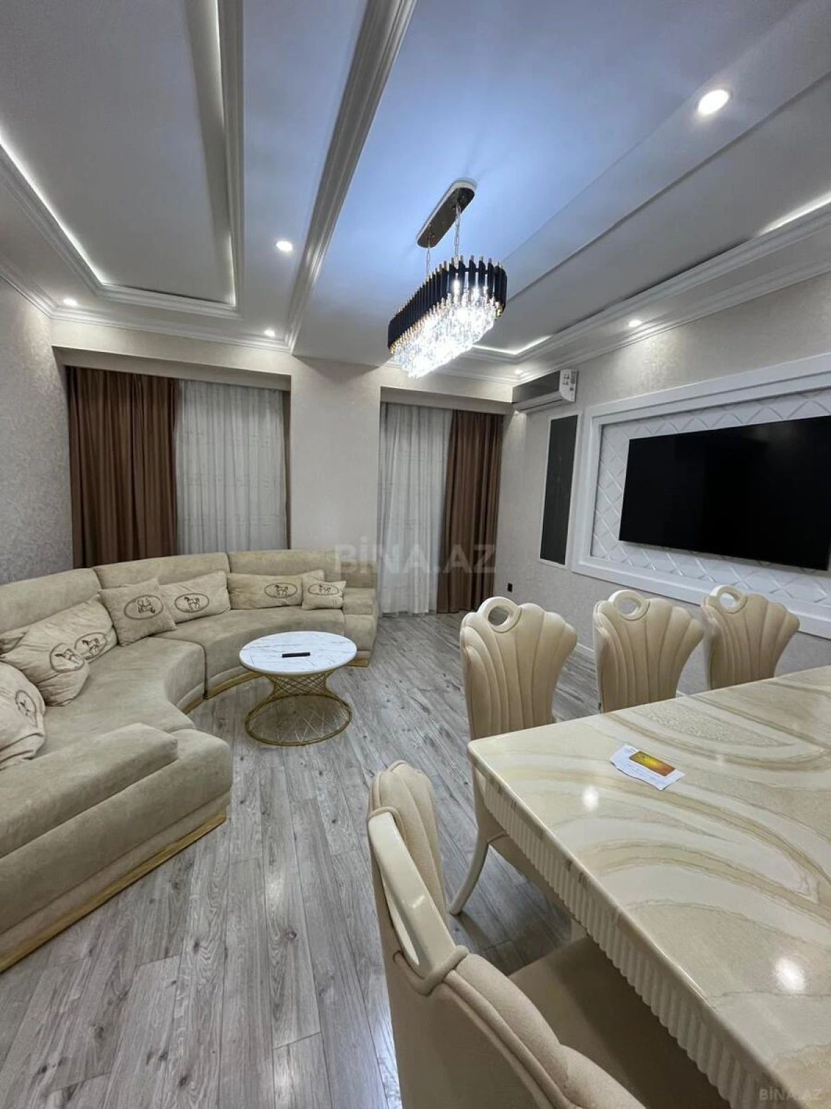 Satılır 2 otaqlı mənzil 85 m²