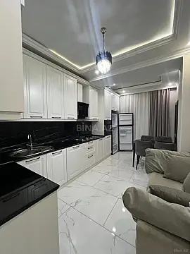 Satılır 2 otaqlı mənzil 85 m²