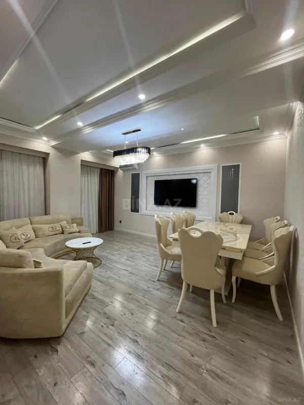 Satılır 2 otaqlı mənzil 85 m²