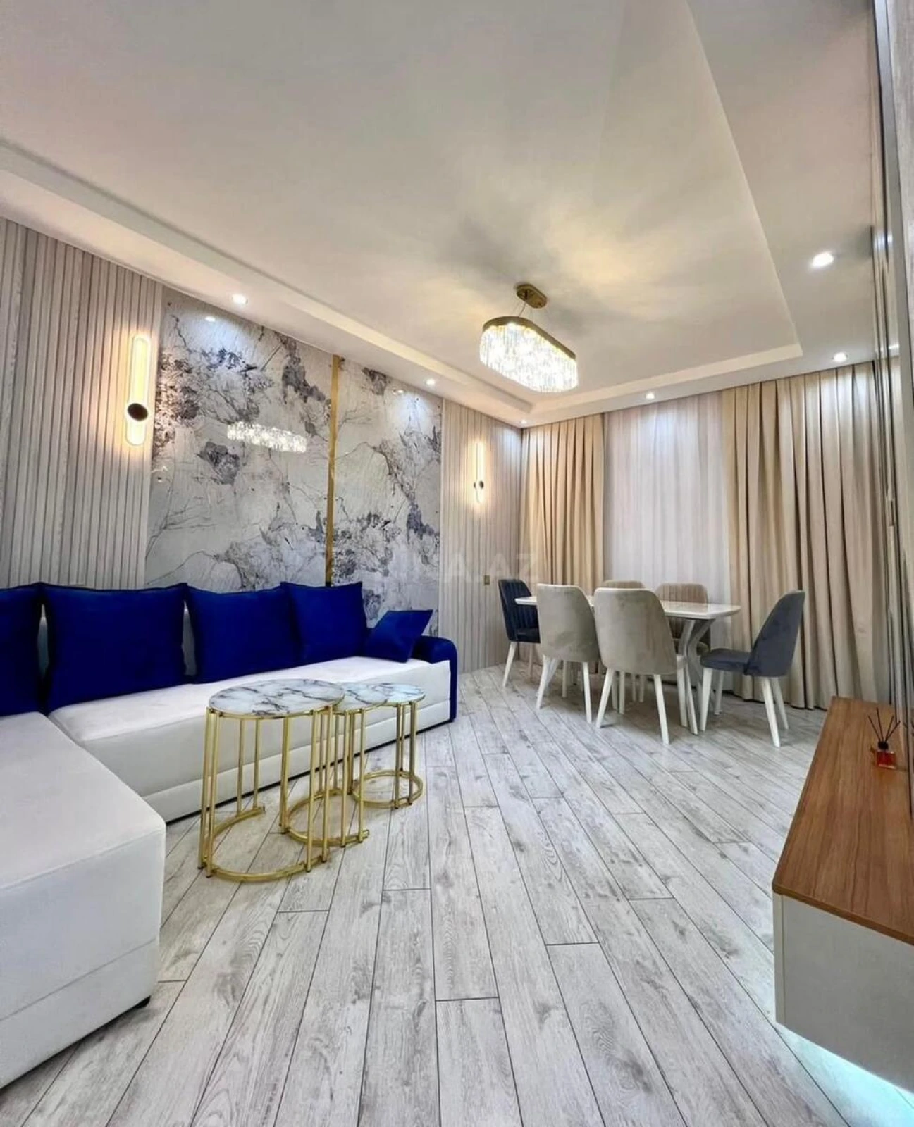 Satılır 2 otaqlı mənzil 75 m²