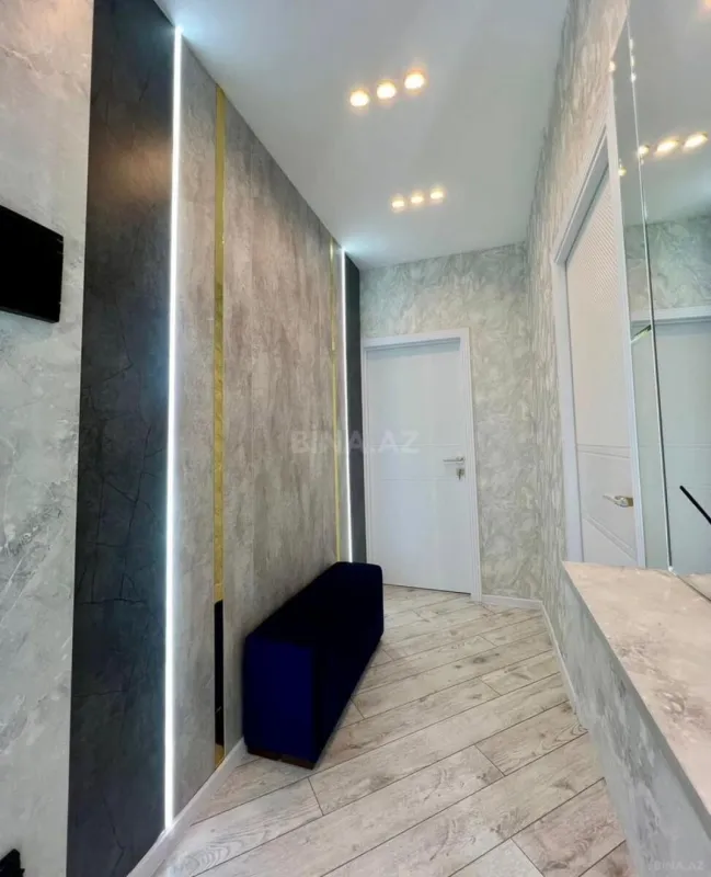 Satılır 2 otaqlı mənzil 75 m²
