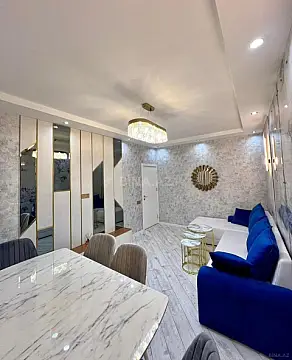 Satılır 2 otaqlı mənzil 75 m²