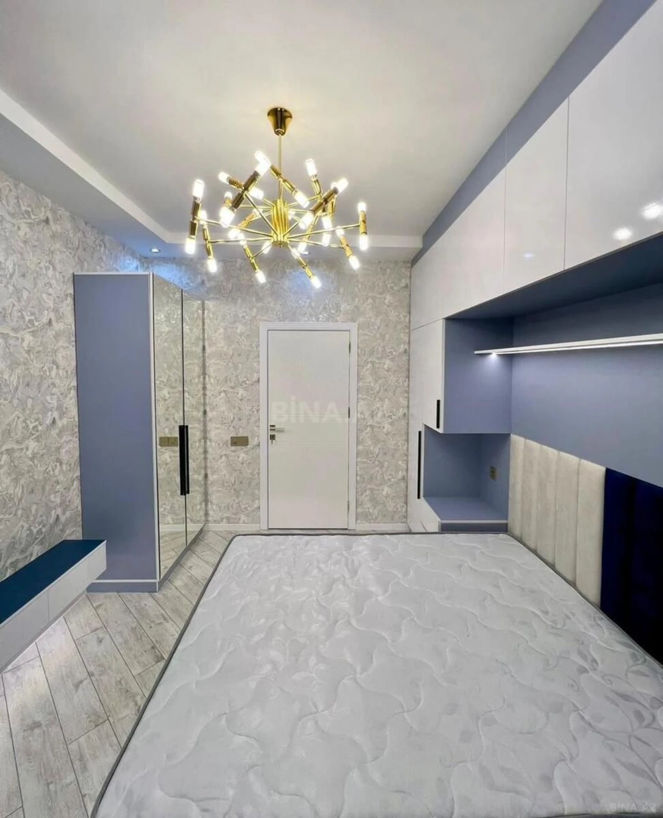 Satılır 2 otaqlı mənzil 75 m²