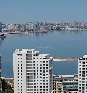 Satılır 5 otaqlı mənzil 205 m²