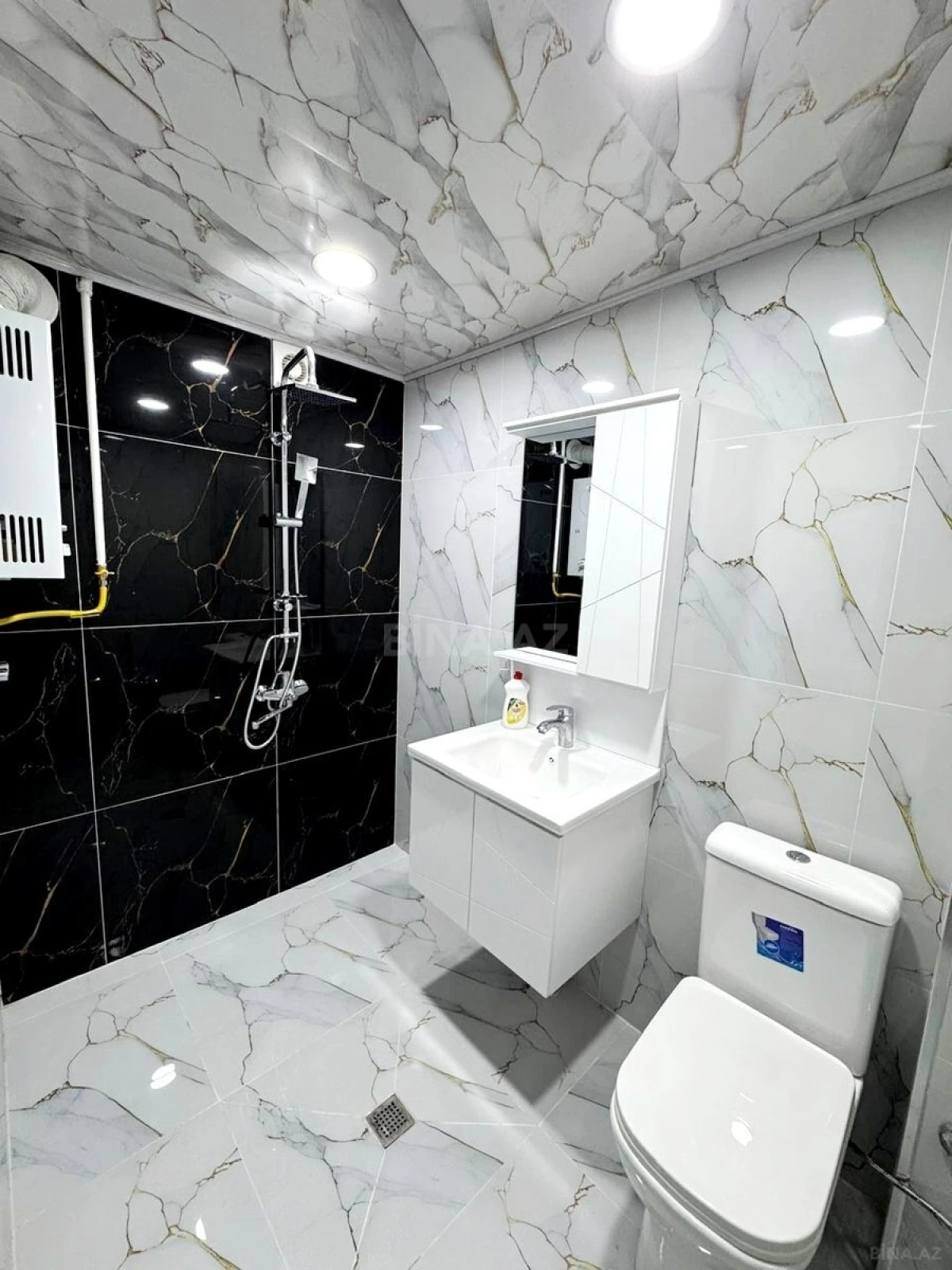 Satılır 2 otaqlı mənzil 55 m²