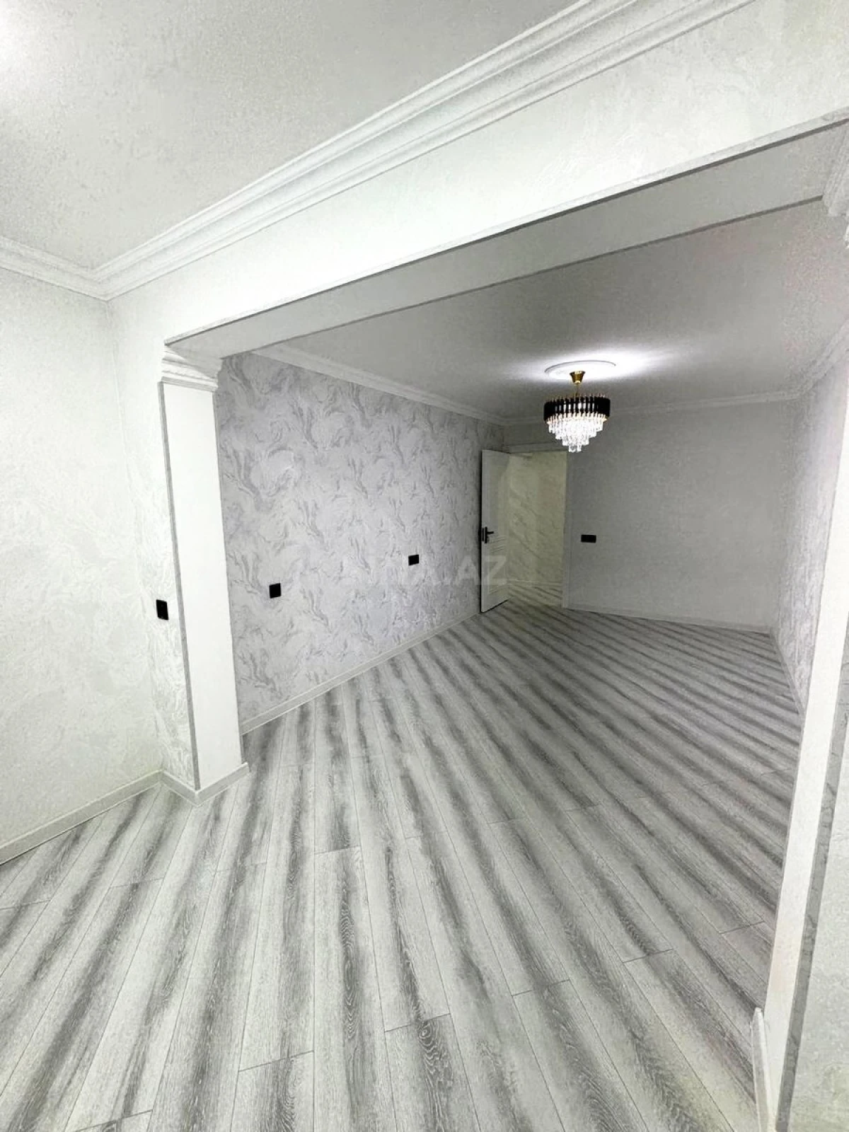 Satılır 2 otaqlı mənzil 55 m²
